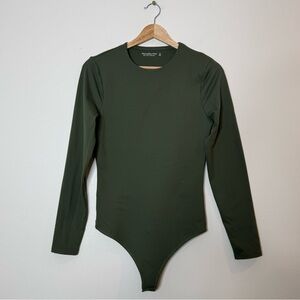 Abercrombie Longsleeve Crewneck Neckline Bodysuit in Olive army green medium